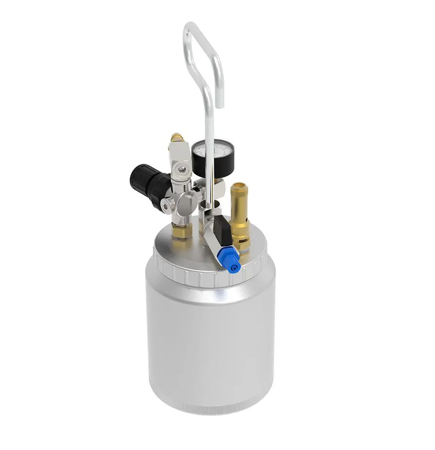 mały zbiornik do malowania